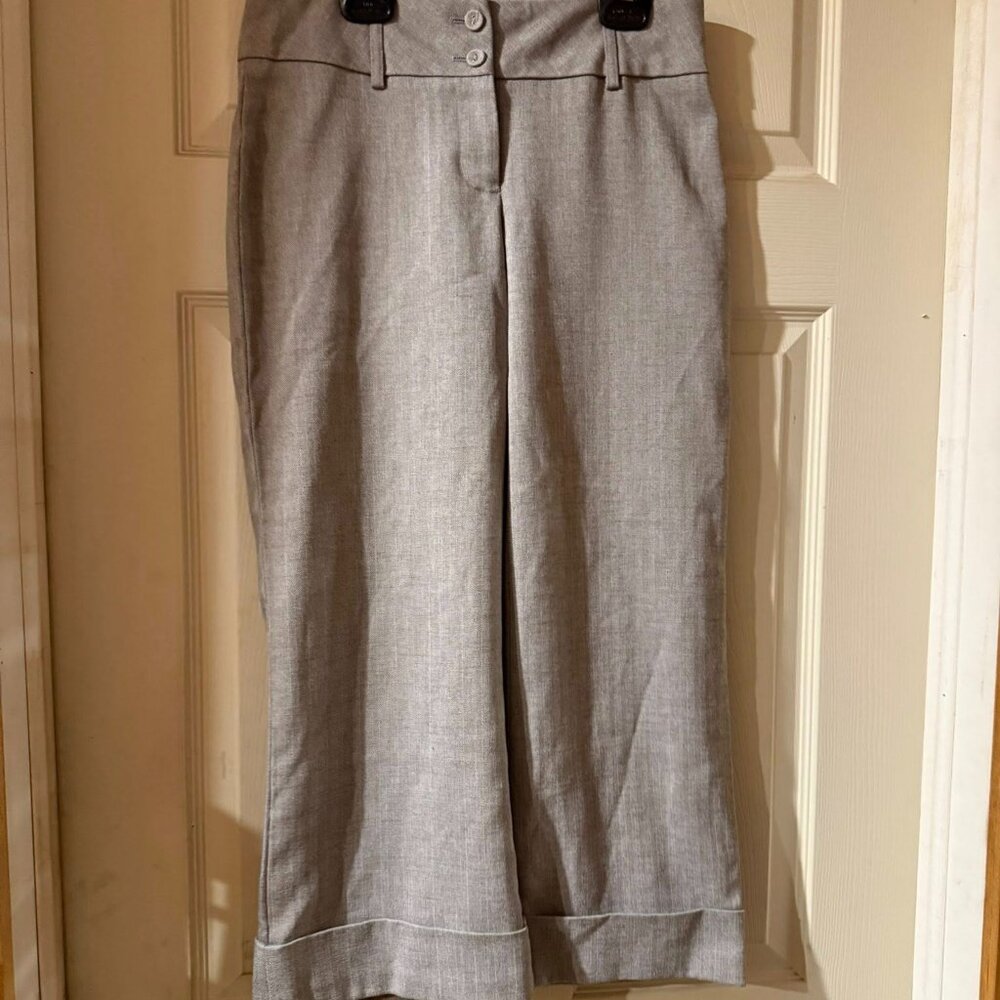 Vintage Grey Cuffed Capri Pants Size 1/2 - 5/$25 - Picture 1 of 5